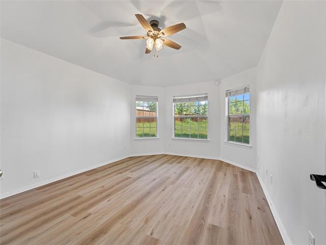 Building Photo - 3651 Willow Creek Dr