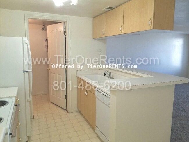 Building Photo - NO DEPOSIT option available for qualified renters!