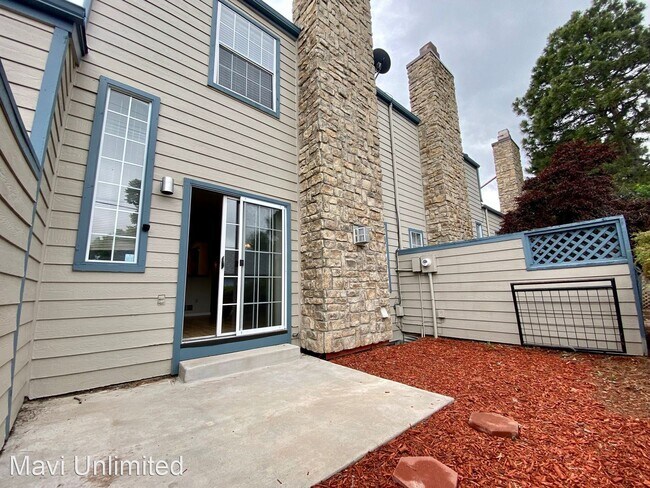 Primary Photo - 3 br, 2.5 bath House - 1817 S Union Blvd.