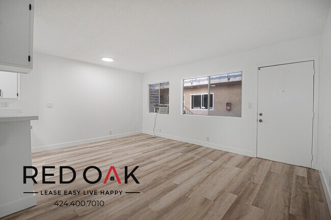 Building Photo - 230 N Grand Ave