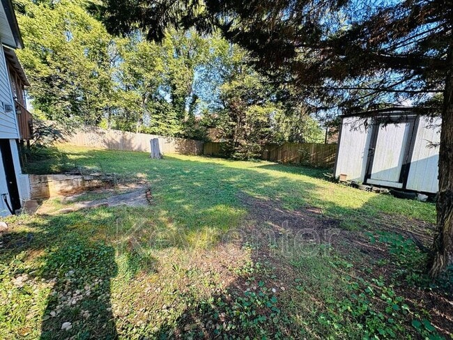 Building Photo - 1206 Cedar Ln