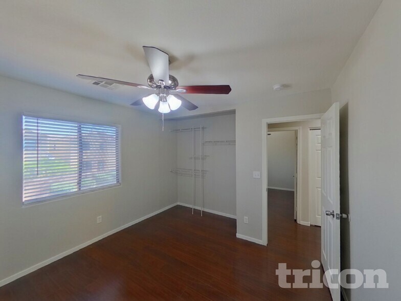 Building Photo - 8224 W Sierra Cascade Ct