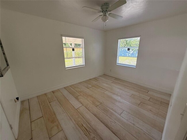 Building Photo - 328 N Observatory Dr