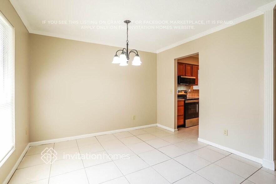 Building Photo - 7362 Boysenberry Ln N