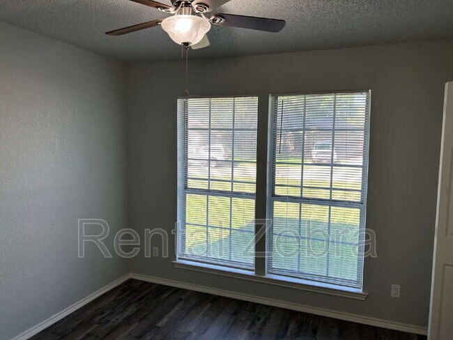 Building Photo - 7405 Emerywood Ln