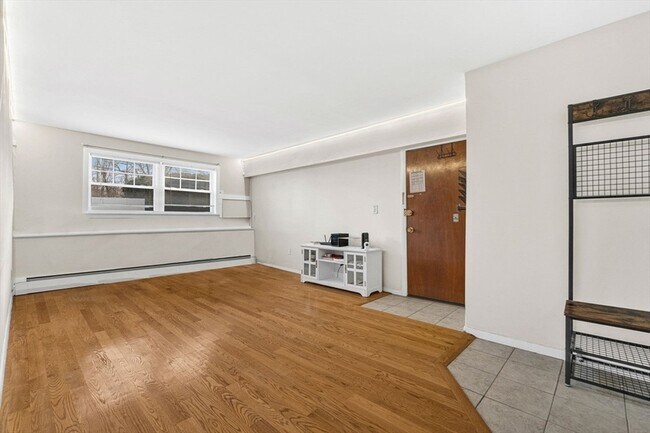 Building Photo - 177 Franklin St