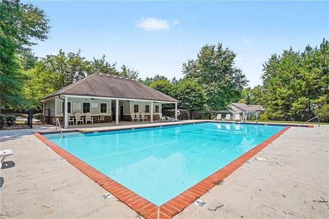 Building Photo - 10139 Benton Woods Dr