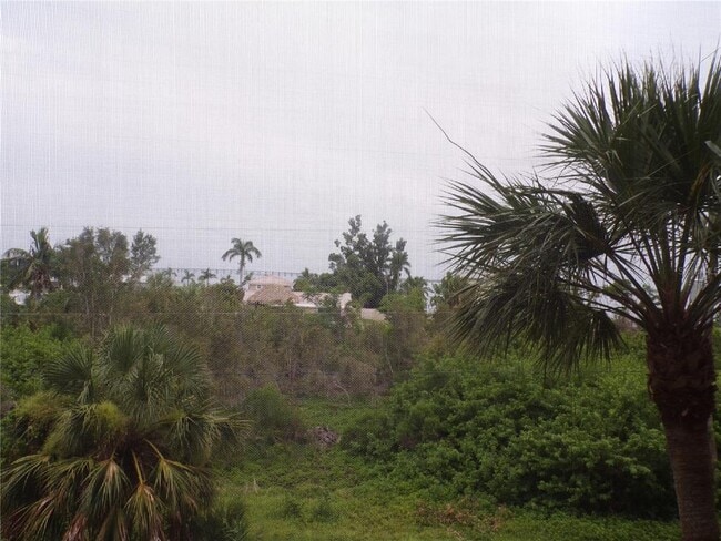 Building Photo - 25188 Marion Ave