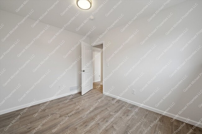 Building Photo - Fully Remodeled 4-Bedroom Home in Desirable Neighborhood in Pontiac for Rent!