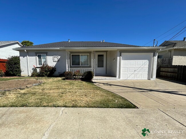 Primary Photo - 3 Bedroom Home in Hayward
