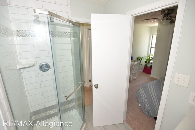 Building Photo - 2 br, 2 bath House - 939 RUDEE COURT