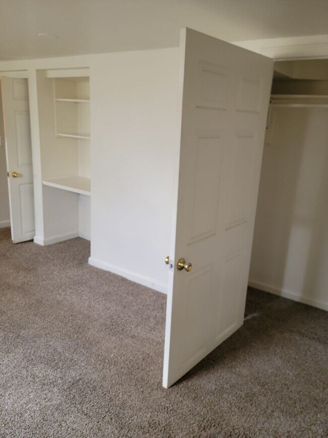 Building Photo - 1017 16th St