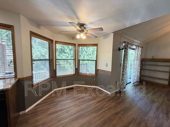 Building Photo - 4925 Mill Pond Dr SE