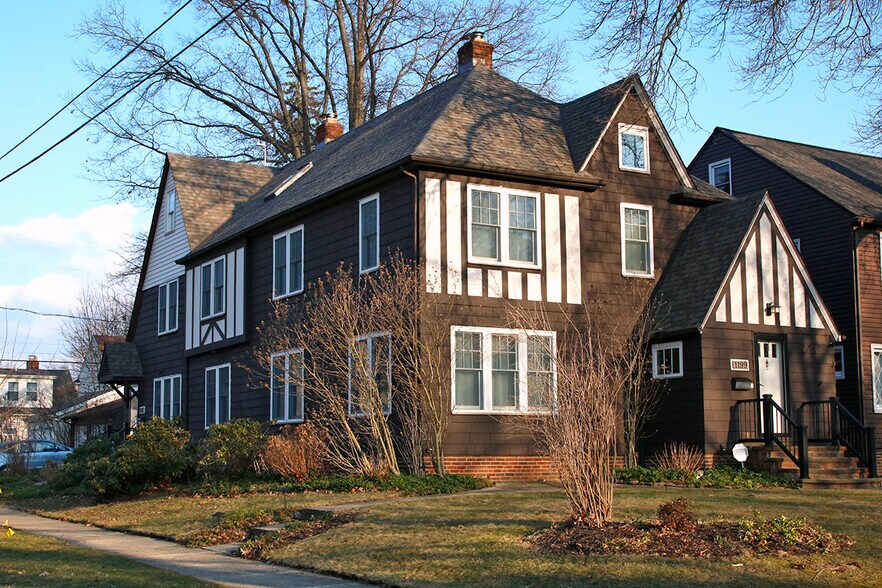 Building Photo - 1199 Plainfield Rd