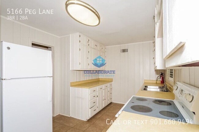 Building Photo - 5166 Peg Ln