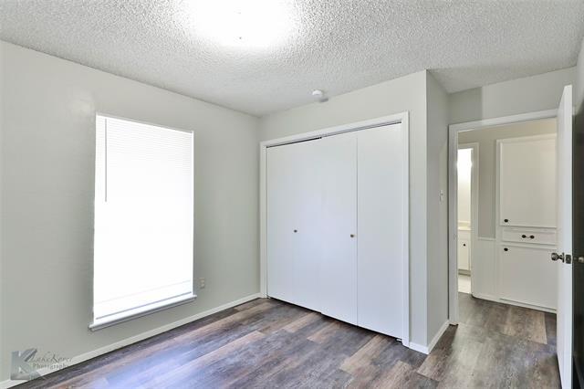 Building Photo - 419 Somerset Pl
