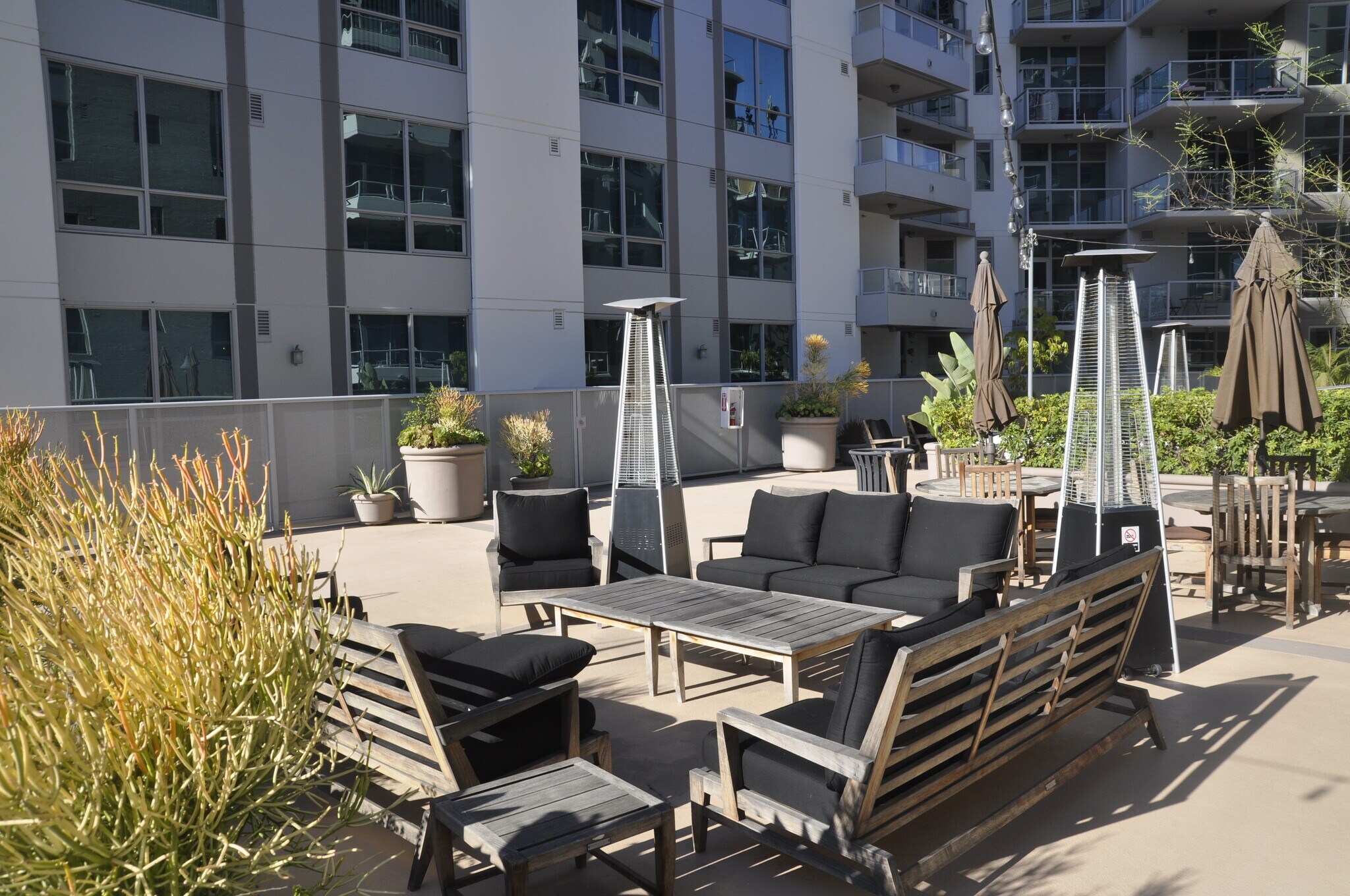 Shared Patio sitting area - 253 10th Ave