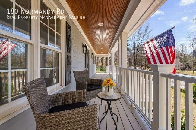 Building Photo - 180 Normandy Rd