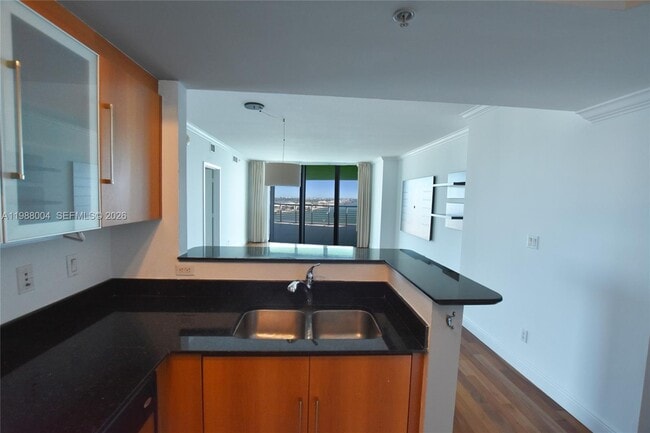 Building Photo - 335 S Biscayne Blvd