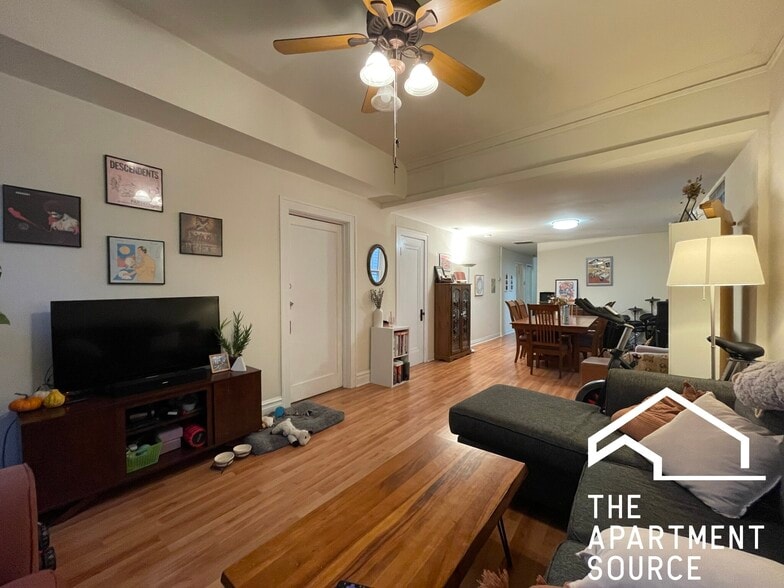 Building Photo - 3052 W George St