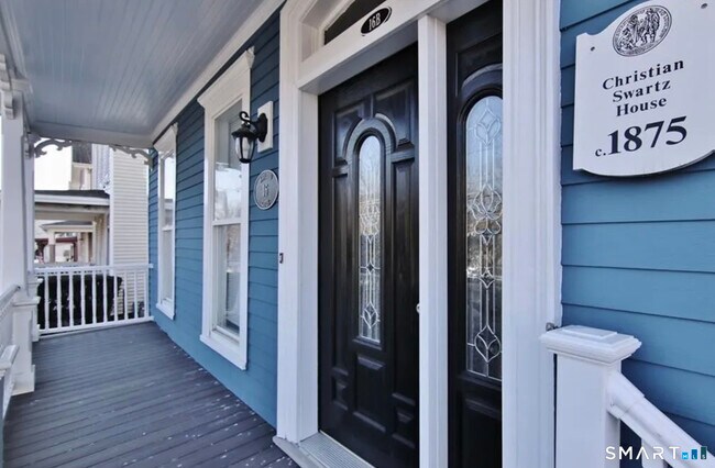 Building Photo - 16 Haviland St