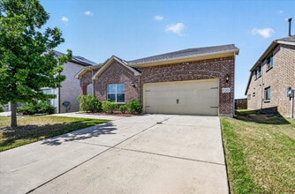 Building Photo - 1261 Rosebush Rd