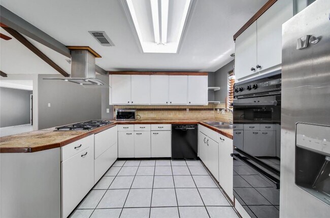 Building Photo - 1506 Del Norte St