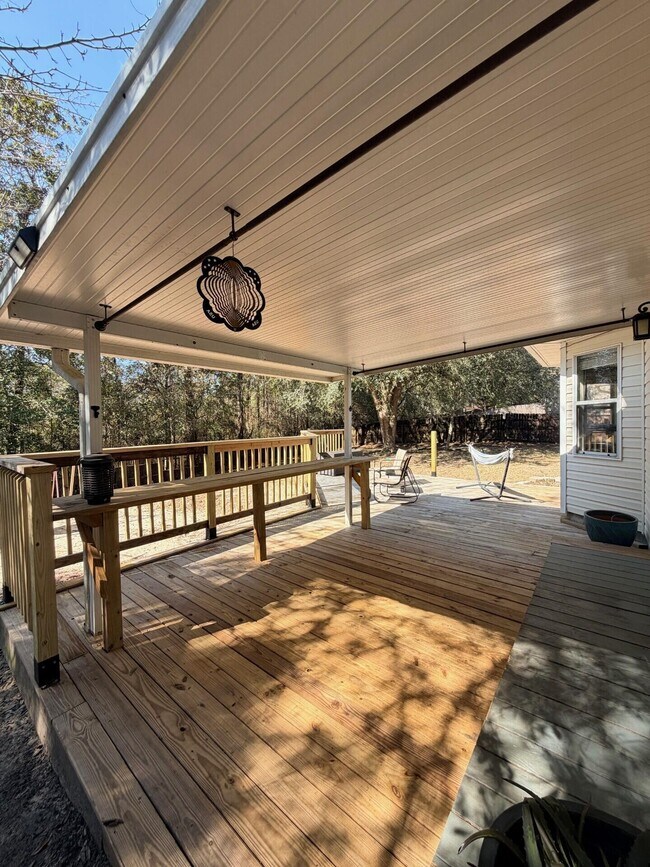 Building Photo - 205 Villacrest Dr