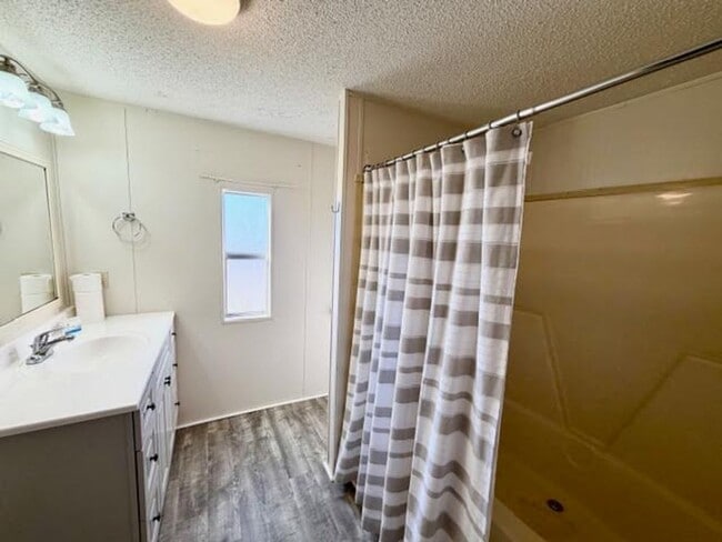 Building Photo - 125 Burkhart Ln