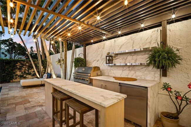 Building Photo - 504 Tierra Mar Ln E