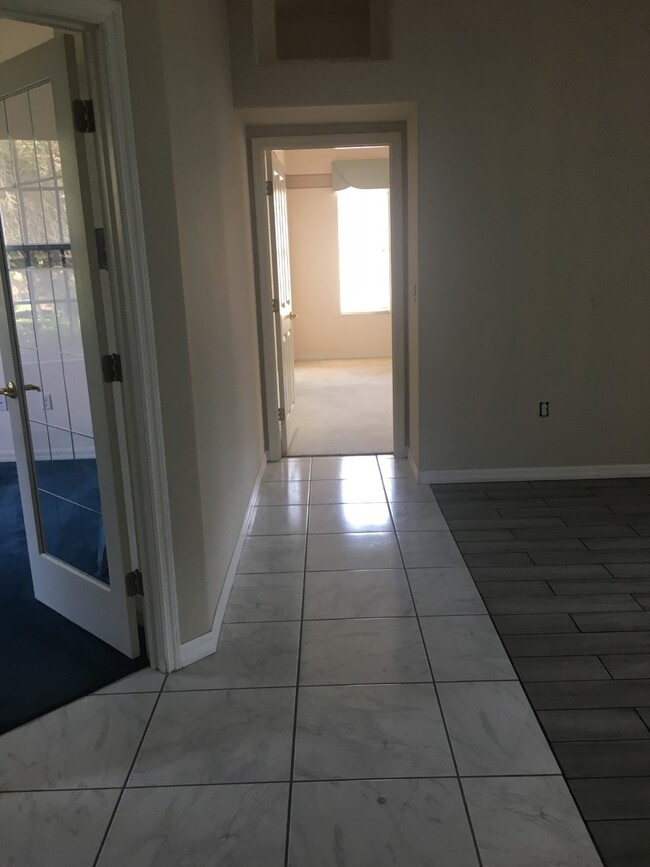 hall to Master bedroom - 2182 Longleaf Cir