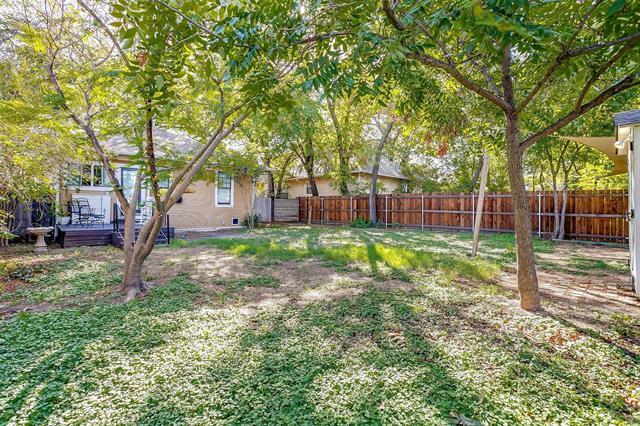 Building Photo - 2116 Hurley Ave