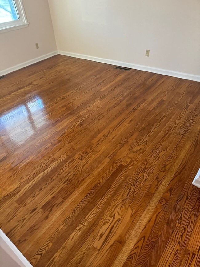 Building Photo - 11508 E 51 St S