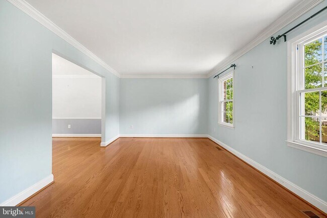 Building Photo - 13204 Nickleson Dr