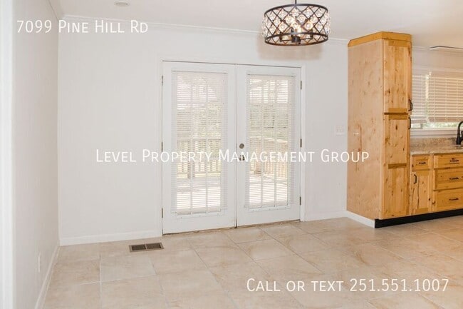 Building Photo - 7099 Pinehill Rd