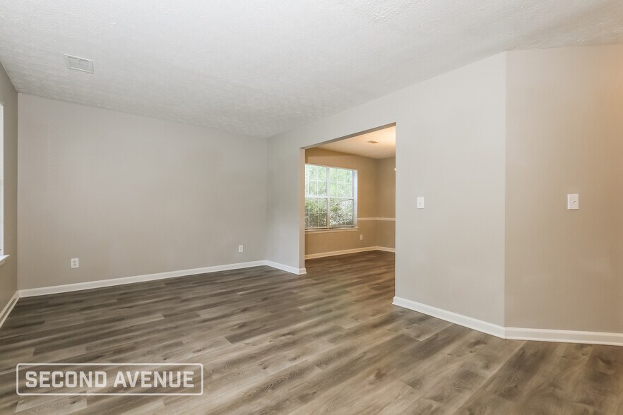 Building Photo - 174 Deerfield Dr