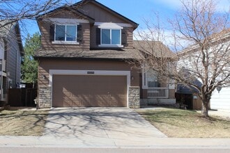 Building Photo - Beautiful 3 BR/2 1/2 BA Home in Highlands Ranch!
