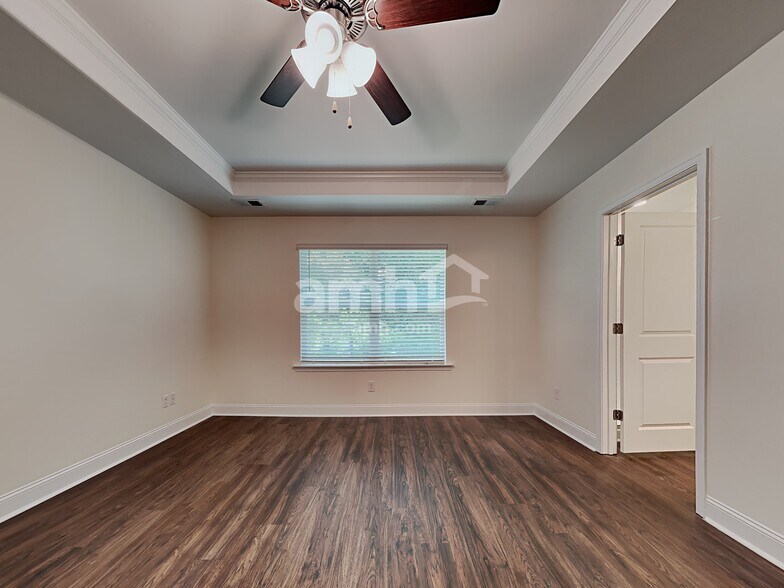 Building Photo - 1843 Produce Ln