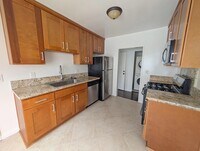 Building Photo - 5219 Packard St