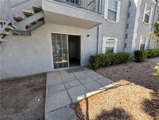 Building Photo - 3823 S Maryland Pkwy