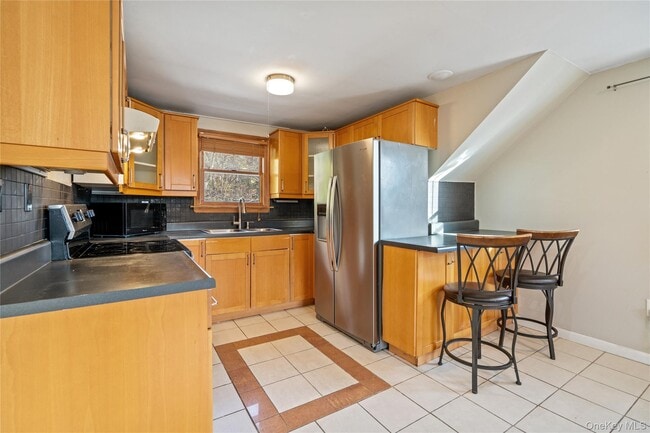 Building Photo - 2230 New York Ave