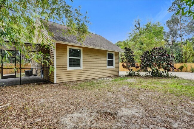 Building Photo - 13161 179th Ct N