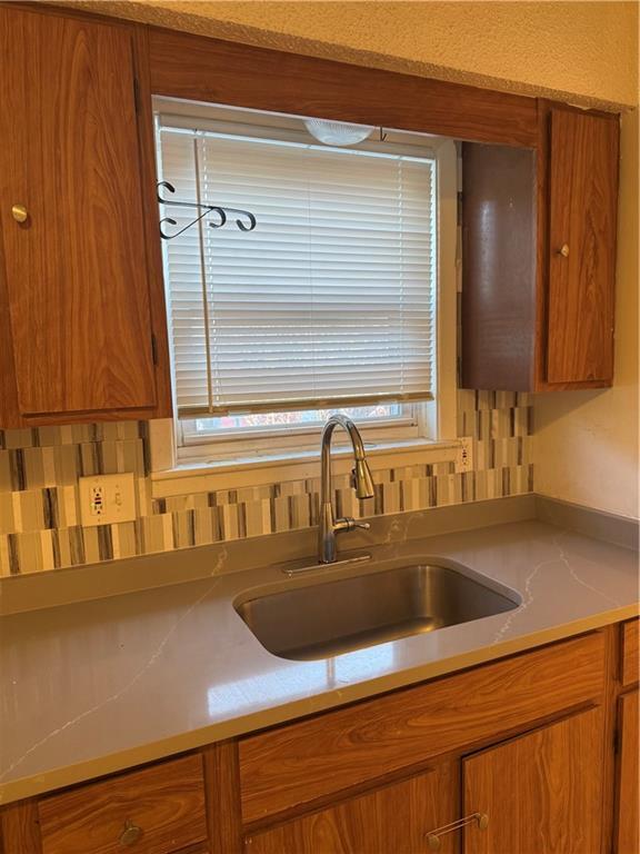 Building Photo - 427 High St