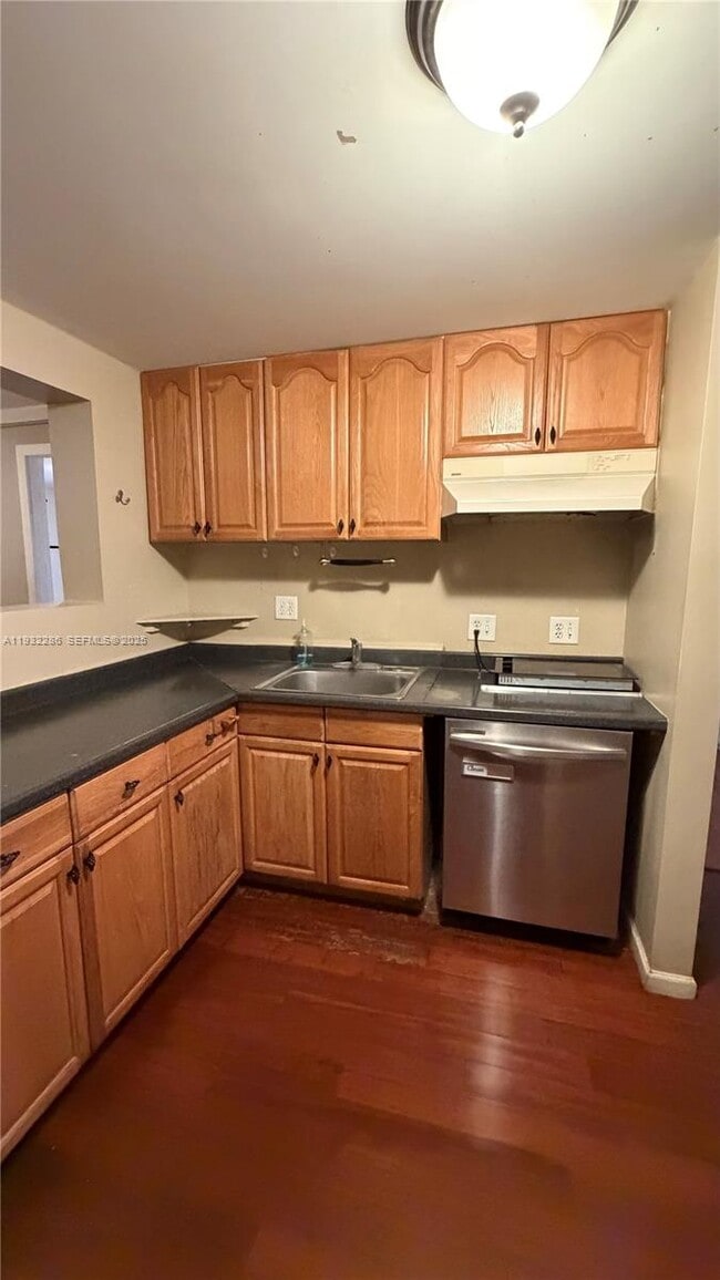 Building Photo - 329 NE 58th St