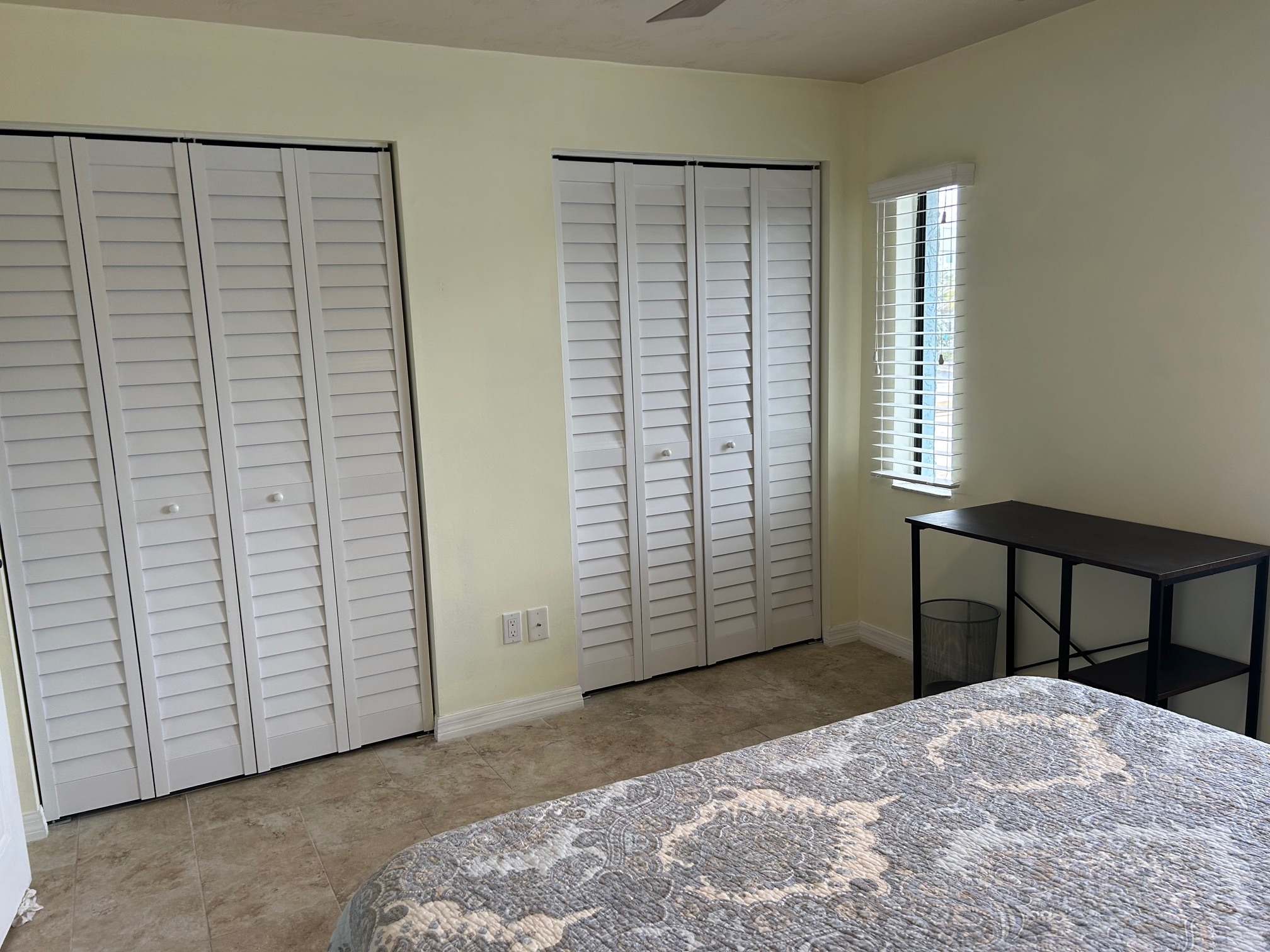 2nd Bedroom Closets - 3333 S Ridgewood Ave