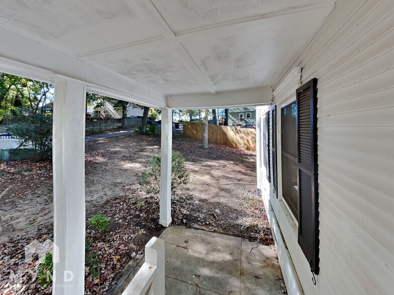 Building Photo - 3203 Whitaker Ct NW