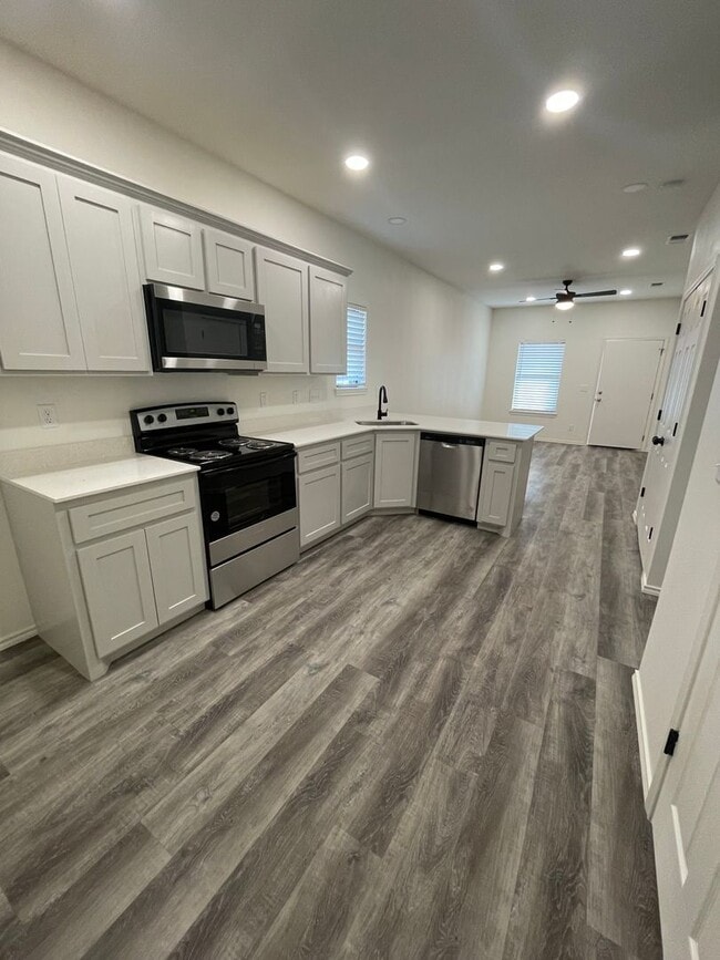 Building Photo - 265-267 Chisholm Trail