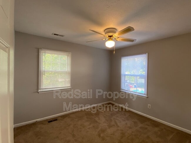 Building Photo - 139 Wreck Shoal Dr