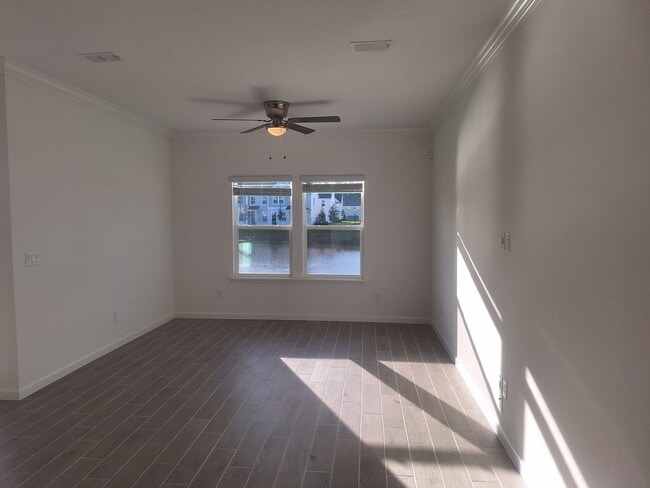 Building Photo - Shearwater Townhome
