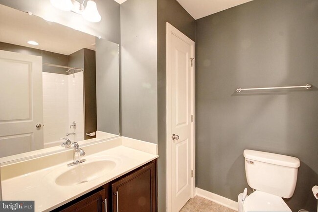 Building Photo - 1416 Wheyfield Dr
